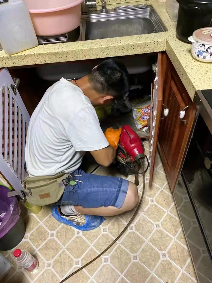 老城镇通下水道
